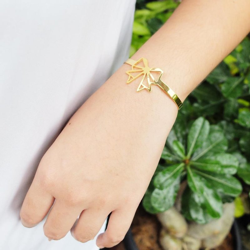 Origami Ribbon Bangle, Gold Plated, Gift for her - 手链/手环 - 其他金属 金色