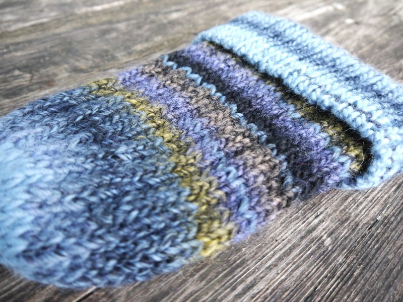 阿母100%的手作帽-蓝色系渐层 - 帽子 - 其他材质 蓝色