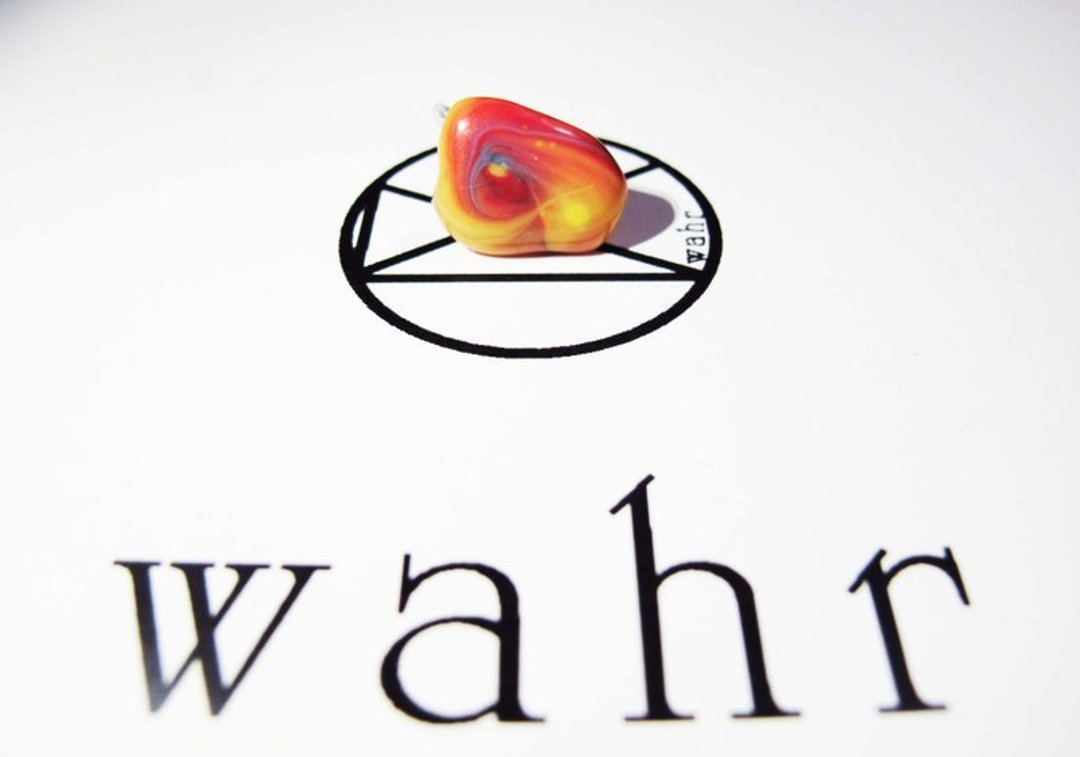 【Wahr】-夹式-三角枫耳环 - 耳环/耳夹 - 防水材质 橘色