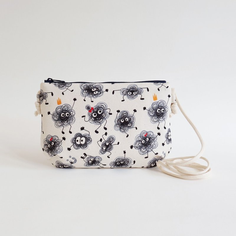 手工车缝制灰灰小精灵图样随身小斜肩背布包 - 侧背包/斜挎包 - 其他材质 白色