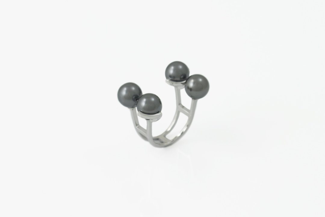 Quartet Ring - black pearl - 戒指 - 其他金属 黑色