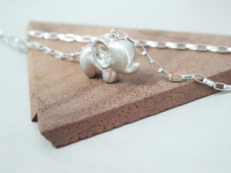 Màn 工【大象】 - 手链/手环 - 其他金属 白色