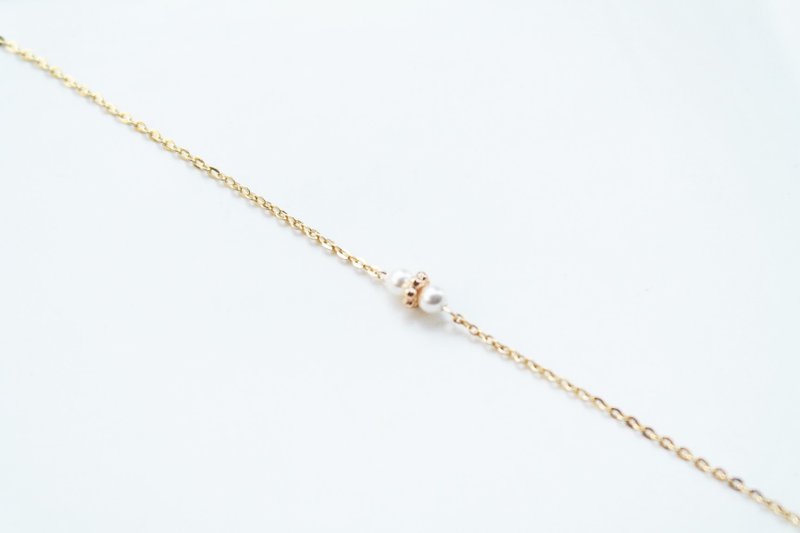 //女孩系列// 迷你珍珠蕾丝花 极细手链 - 手链/手环 - 宝石 