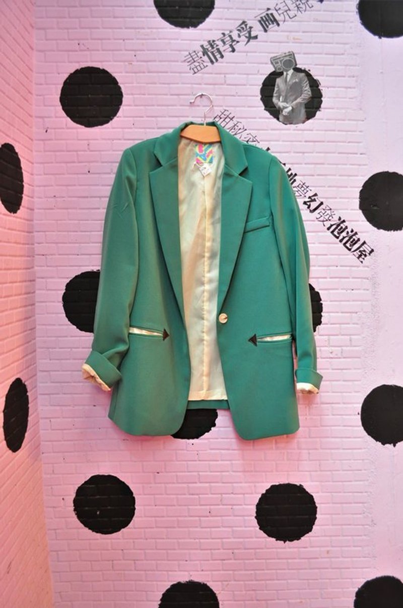 衣袖摇摇．俐落女孩俏丽西装外套 - 女装休闲/机能外套 - 其他材质 绿色