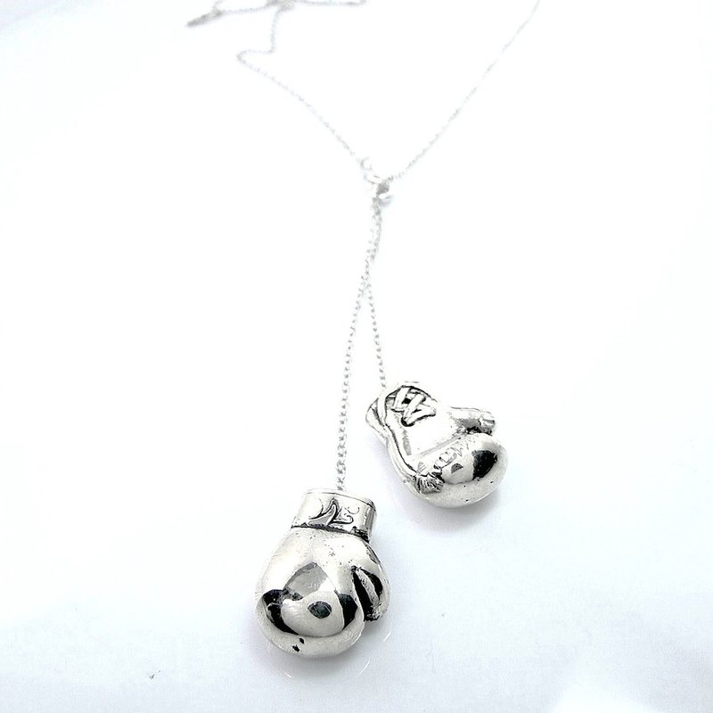 Boxing glove pendant in white bronze ,Rocker jewelry ,Skull jewelry,Biker jewelry - 项链 - 其他金属 