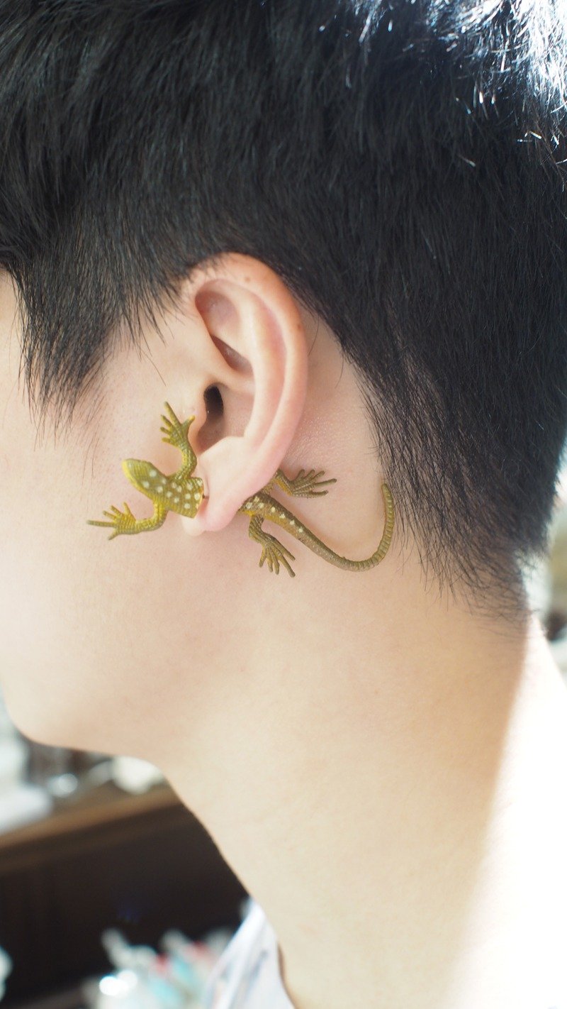 台湾原创 Double M 魔幻蜥蜴耳环 - 耳环/耳夹 - 塑料 绿色