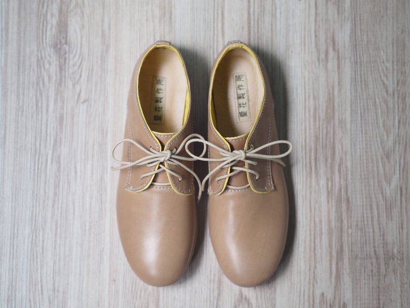 爱花手工德彼鞋-自然色牛皮 - 女款休闲鞋 - 真皮 卡其色