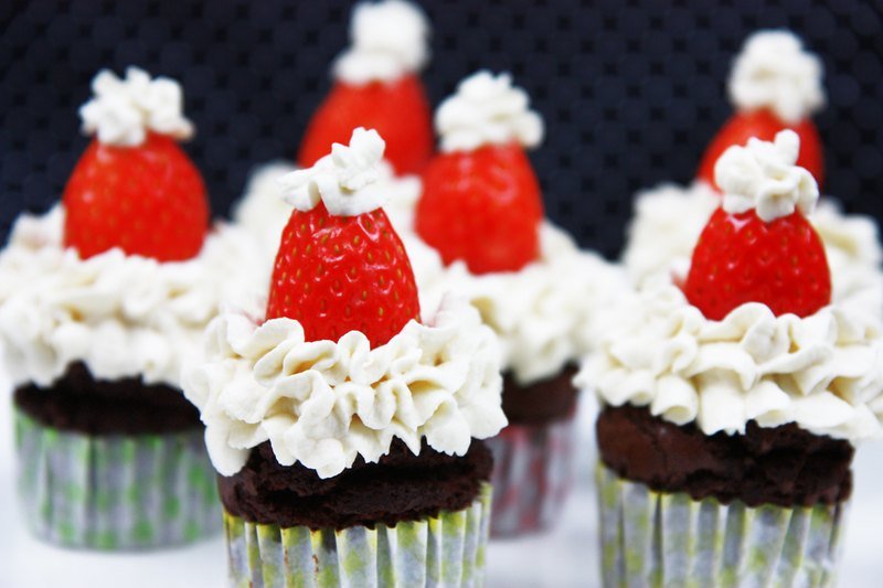 黑熊先生新鲜手做草莓杯子巧克力布朗尼-6个 - 蛋糕/甜点 - 新鲜食材 红色