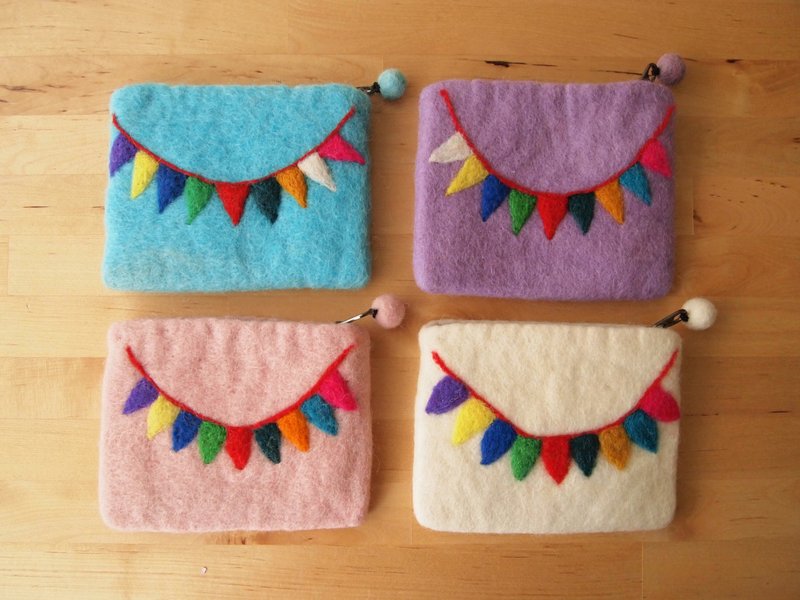 Japaindia冬季首选小礼三角旗杂货感毛尼万用小方包-蓝色三角旗/ 售紫色 - 玩偶/公仔 - 羊毛 紫色