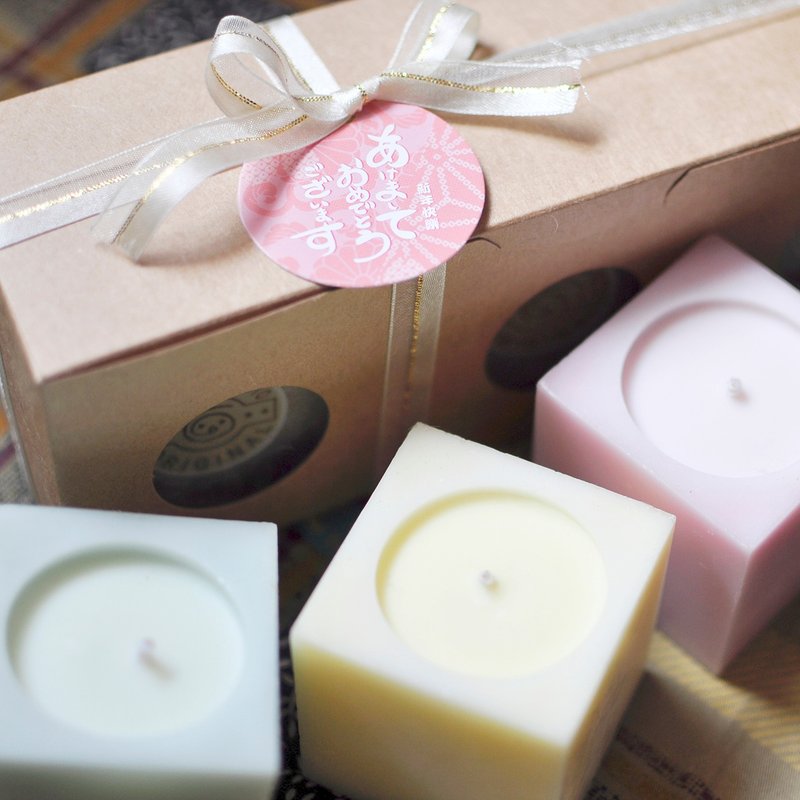 香草精油 大豆蜡烛-三入组 (母亲节礼盒) - 蜡烛/烛台 - 蜡 多色