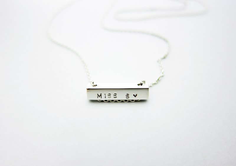 【言成金工坊】刻上英文姓名小银块项链。925银 - 项链 - 纯银 灰色