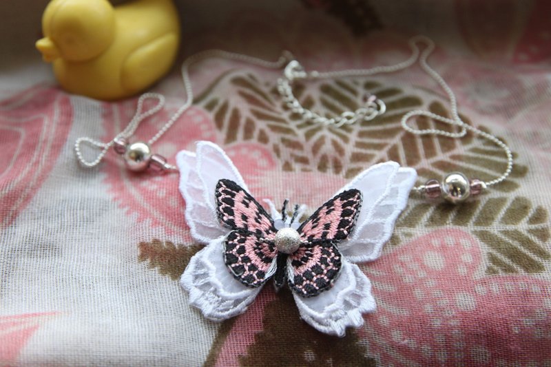 双层粉红布蝴蝶手链 - 手链/手环 - 绣线 粉红色