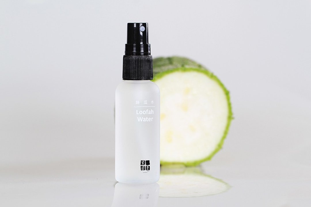 纯粹丝瓜水 - 50ml 轻巧瓶 - 化妆水/喷雾 - 植物．花 绿色