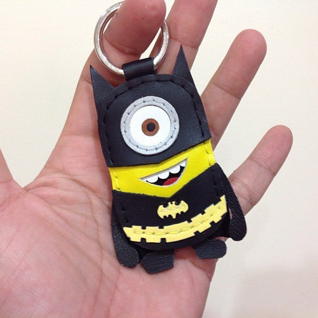 神偷奶爸 2 Despicable Me 2 Minion 小小兵 黑色 蝙蝠侠 黑衣服 Stuart 手工皮革 钥匙圈 - 吊饰 - 真皮 黑色