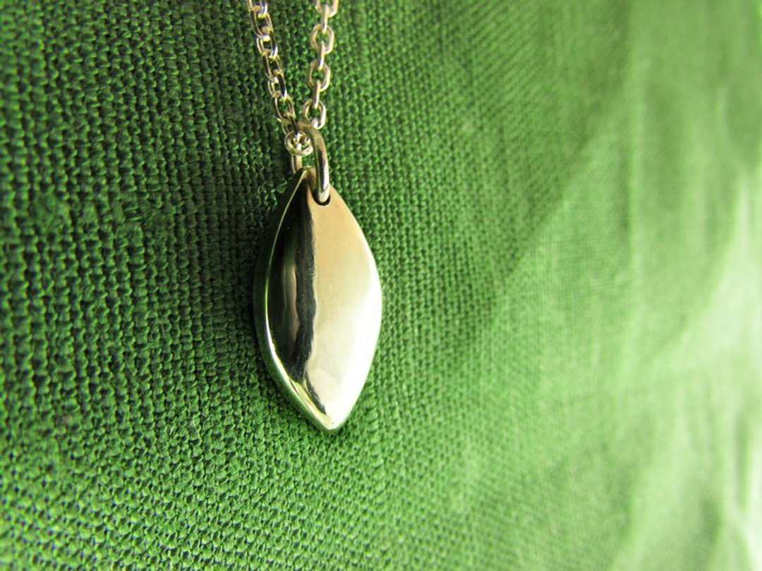 eye necklace_眼睛项链 | 设计师 手工 个性 生日礼 情人节 圣诞 - 项链 - 银 银色
