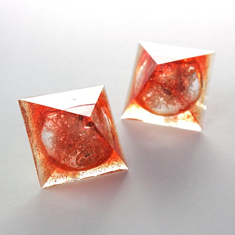 Pyramid dome earrings (ribbon Naples) - 耳环/耳夹 - 其他材质 橘色