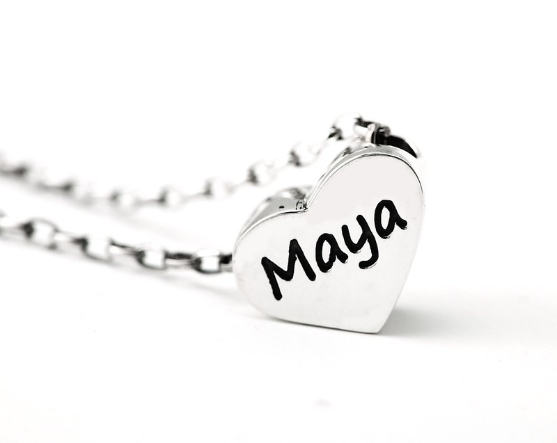 订制项链 可爱字牌-小爱心 姓名 英文文字项链 925纯银项链-ART64 - 项链 - 纯银 银色