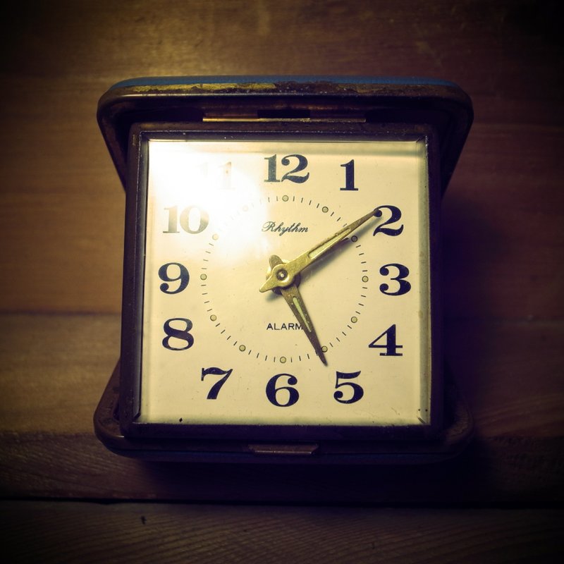 [ 老骨头 ] 早期 日本 丽声 Rhythm 机械式 发条 铁皮 闹钟 VINTAGE 古董 旅行钟 随身钟 - 时钟/闹钟 - 其他金属 蓝色