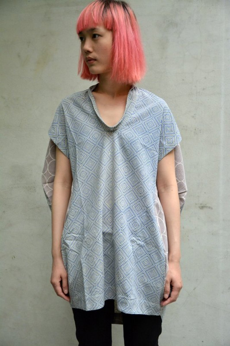 Balloon木刻印上衣 - 洋装/连衣裙 - 棉．麻 蓝色