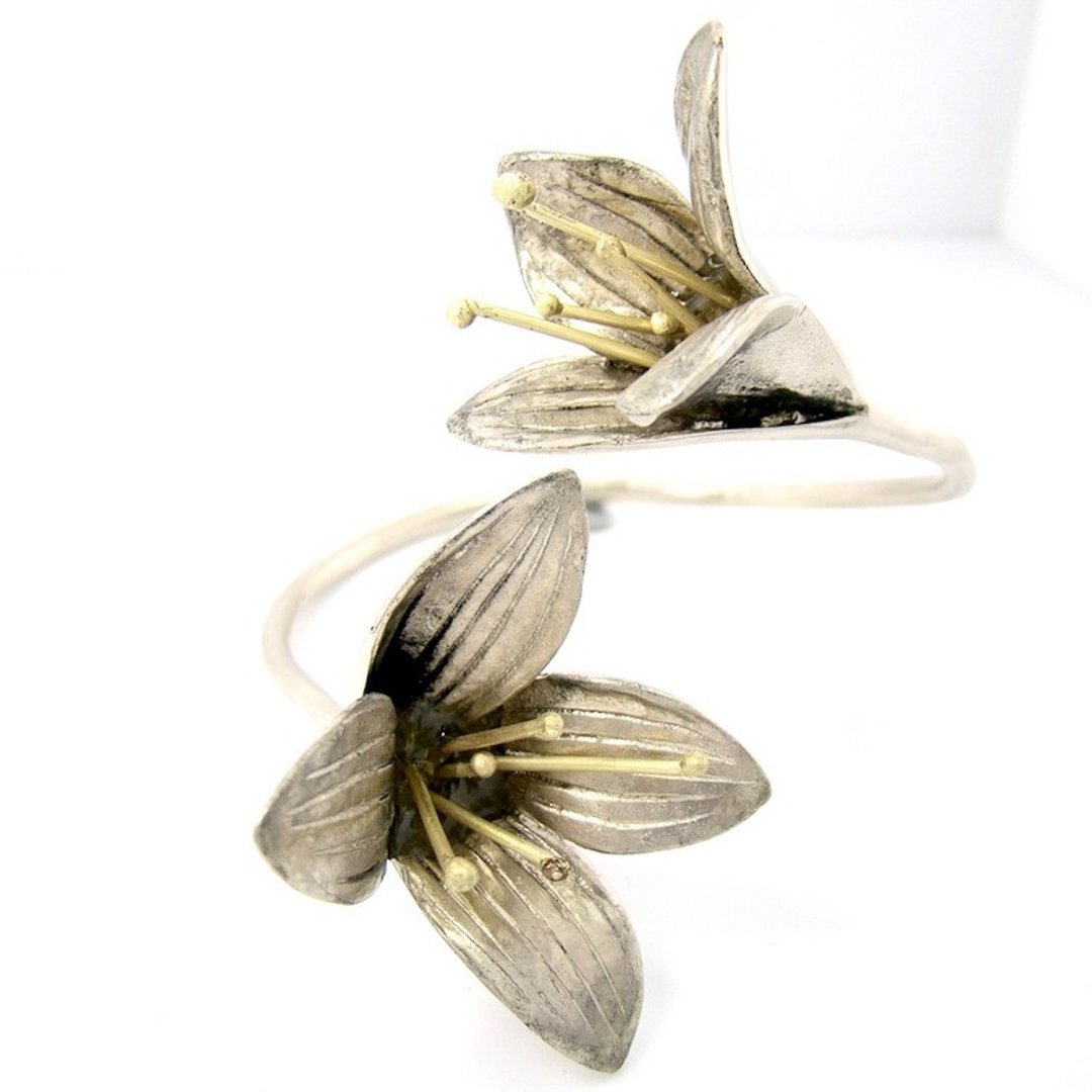 Lily flower bangle in white bronze ,Rocker jewelry ,Skull jewelry,Biker jewelry - 手链/手环 - 其他金属 