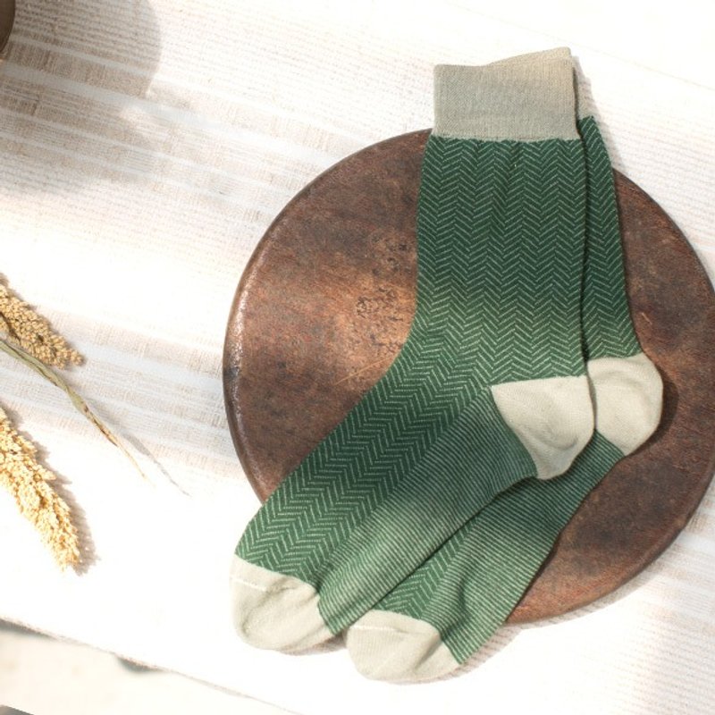 林果良品 人字纹绅士袜 森林绿 - 绅士袜 - 棉．麻 绿色