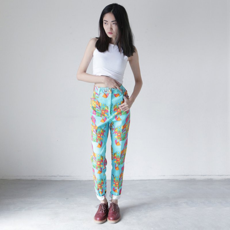 A ROOM MODEL - VINTAGE，DP-0235 VERSACE水蓝底旗子图案花裤 复古着下北泽 - 女装长裤 - 棉．麻 蓝色