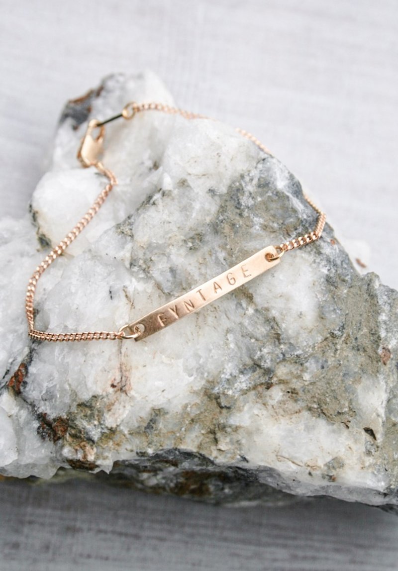 【定制化】::情人节::讯息细致手链 - 手链/手环 - 其他金属 金色