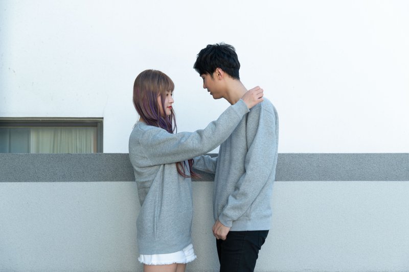 【定制化礼物】【两入】情侣装刷毛大学T - 中性连帽卫衣/T 恤 - 棉．麻 