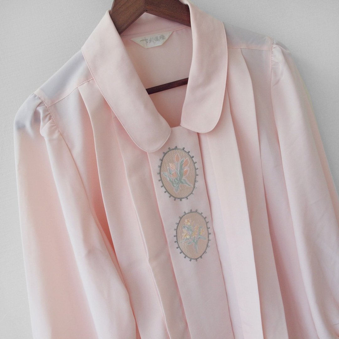 │moderato│日本制刺绣花卉打褶古着衬衫│vintage森林复古.英伦.文艺青年 - 女装衬衫 - 其他材质 粉红色