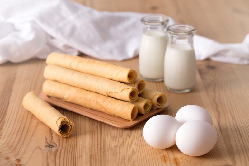 黄金肉松蛋卷3罐組x夹馅x - 手工饼干 - 新鲜食材 蓝色