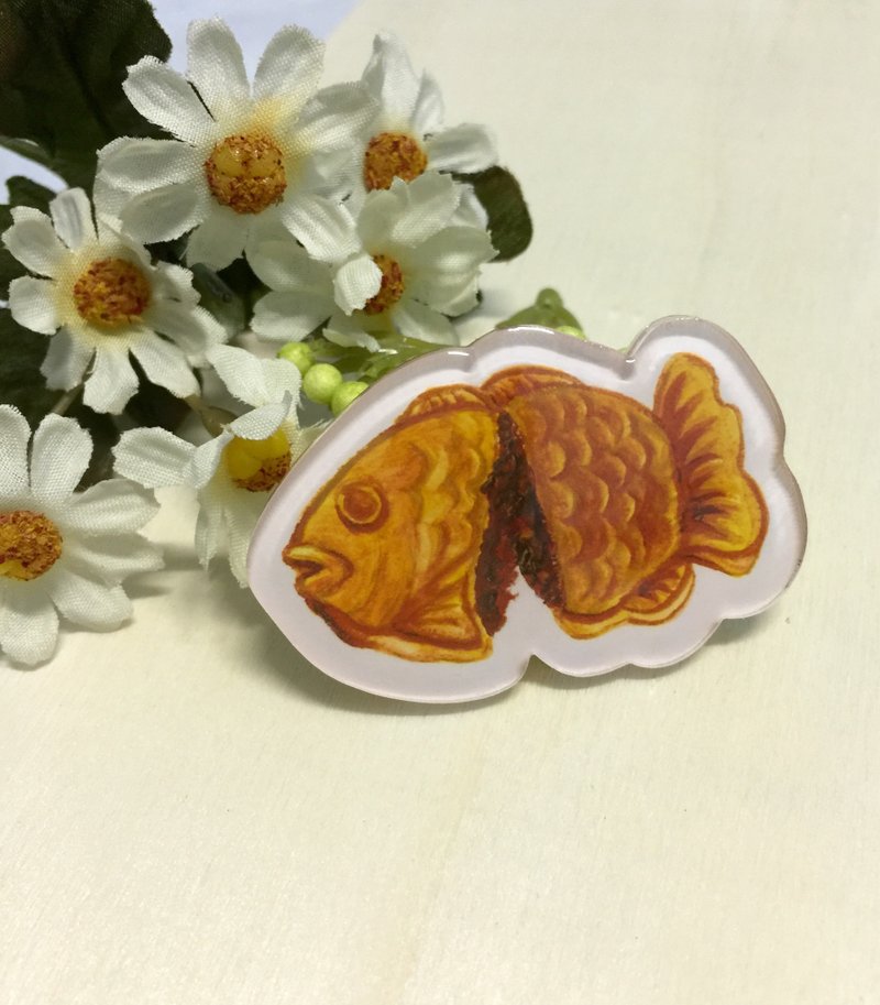 H Cafe - 水彩手绘 原创 鲷鱼烧 胸针 - 胸针 - 塑料 咖啡色