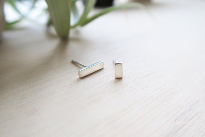 925纯银 不对称长方块 耳环 或 耳夹 一对 免费送礼包装 - 耳环/耳夹 - 纯银 灰色