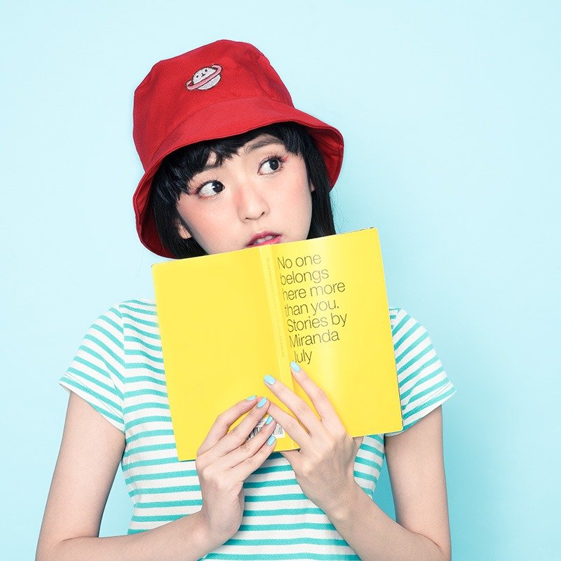 夏日红星球插画电绣渔夫帽 - 帽子 - 棉．麻 红色