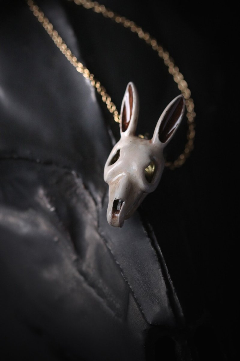 Rabbit Skull Charm Necklace - Painted Version. - 项链 - 其他金属 