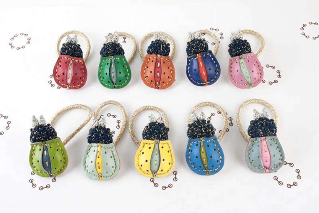 全手工皮革甲虫橡根 Beetle Hair Tie - 手链/手环 - 真皮 红色