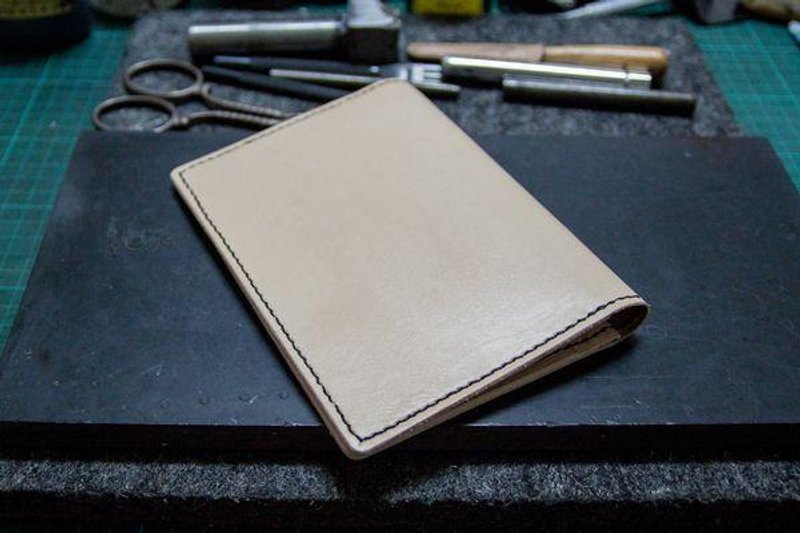 皮件 手工皮革 Passport Holder护照夹(原皮色) - 护照夹/护照套 - 真皮 