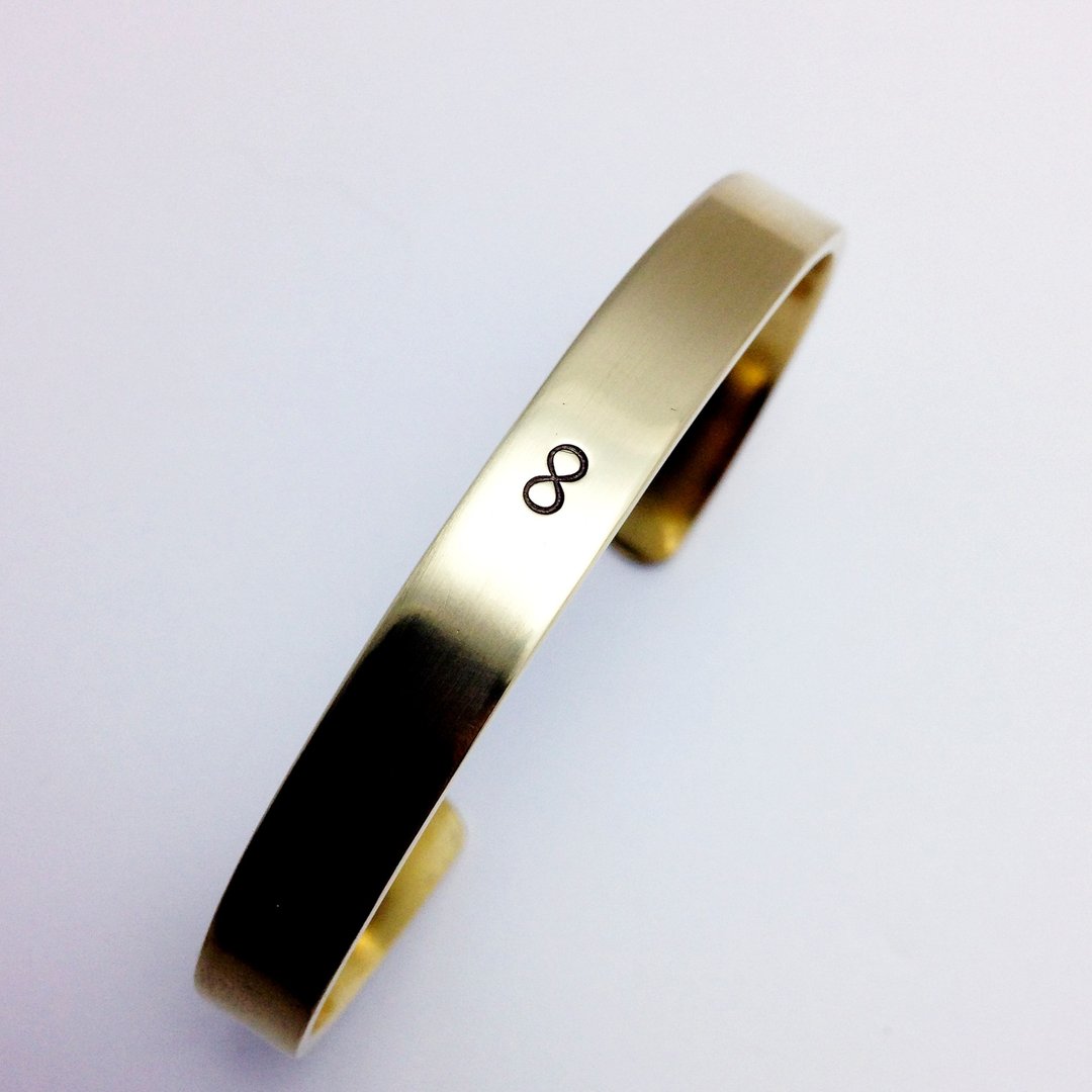 ::原味::无限款∞黄铜手环(8MM) - 手链/手环 - 其他金属 金色