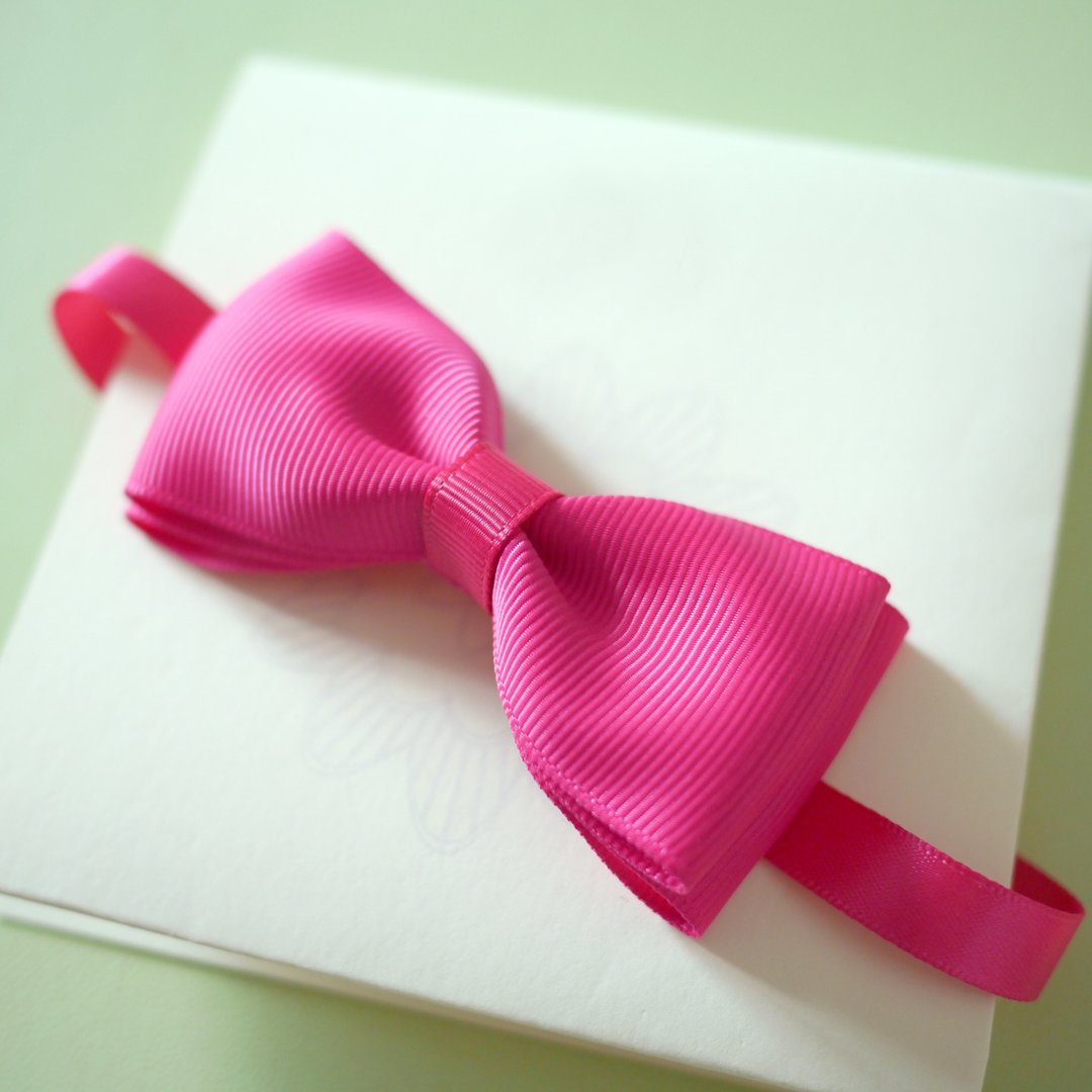 男孩子小领结Bow Tie（桃红） - 围嘴/口水巾 - 丝．绢 粉红色