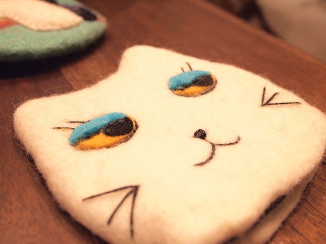 purin select zakka (BJB1509014)羊毛毡小包/骄傲猫猫 - 钥匙链/钥匙包 - 羊毛 白色