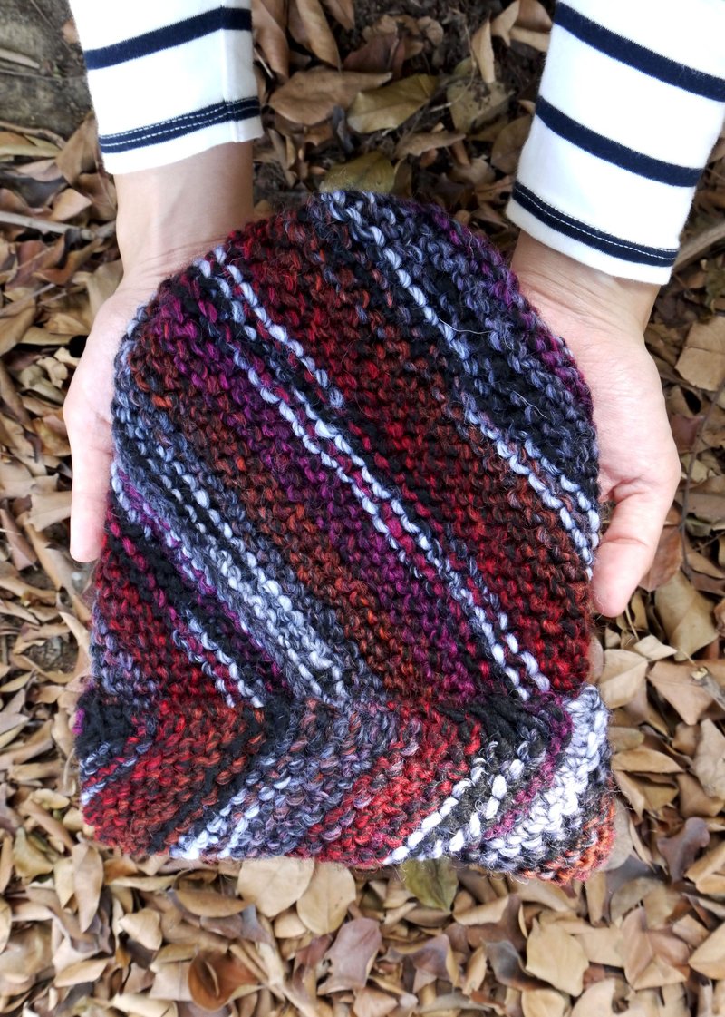 手工编织毛帽-小矮人童话帽-紫米红豆粥/新年/礼物 - 帽子 - 其他材质 紫色