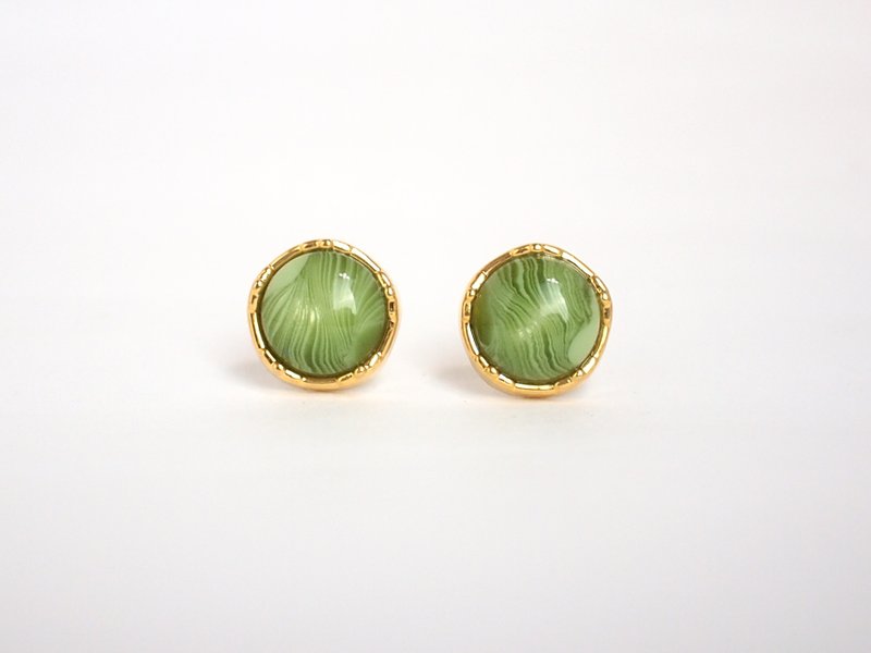 [Circle dot]抹茶水流 - 耳环/耳夹 - 塑料 绿色