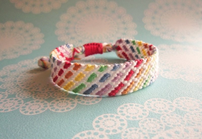 马卡龙彩虹糖 幸运绳编织手环 (可选色) - 手链/手环 - 棉．麻 多色