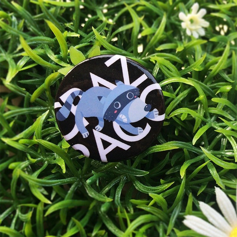 CHUMIO RUN系列:插画徽章别针/磁铁(浣熊) - 徽章/别针 - 塑料 黑色