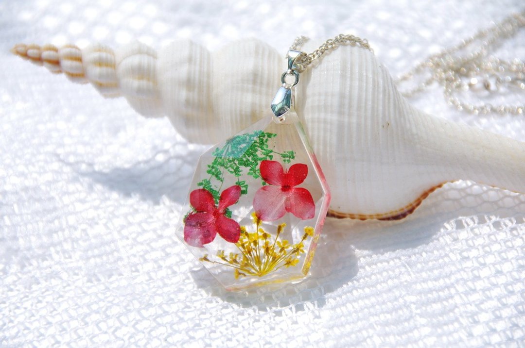 Anny's workshop手作押花饰品，幸福手作押花项链 - 项链 - 塑料 
