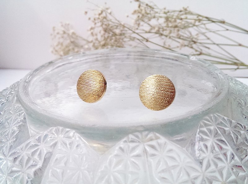 复古手工大耳环 金色【金丝线】 - 耳环/耳夹 - 塑料 金色