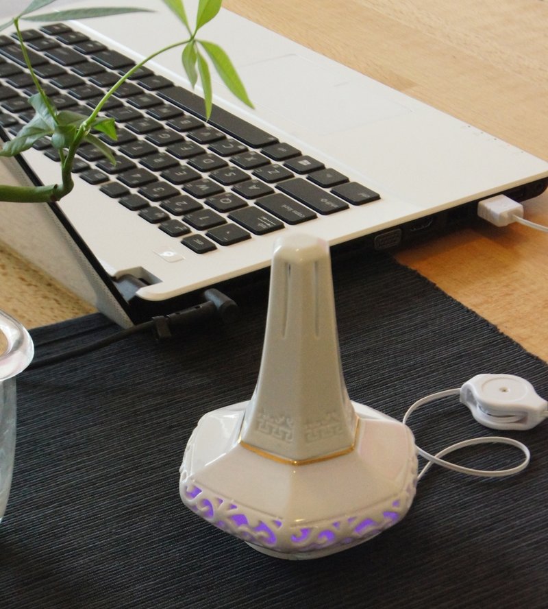 好合苑 馥香瓶 USB精油台 (六角) - 香薰/精油/线香 - 其他材质 白色