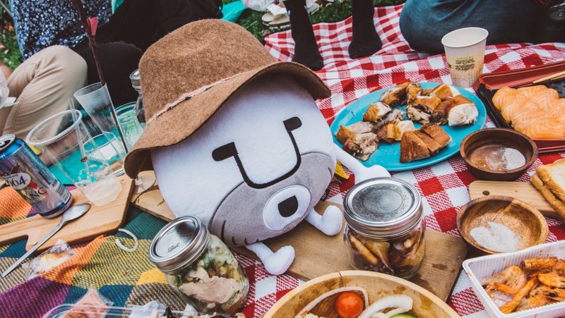 米粒大叔微笑抱枕 - 玩偶/公仔 - 聚酯纤维 白色