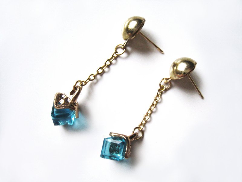 复时品手工耳环【湛蓝冰点】 - 耳环/耳夹 - 玻璃 蓝色