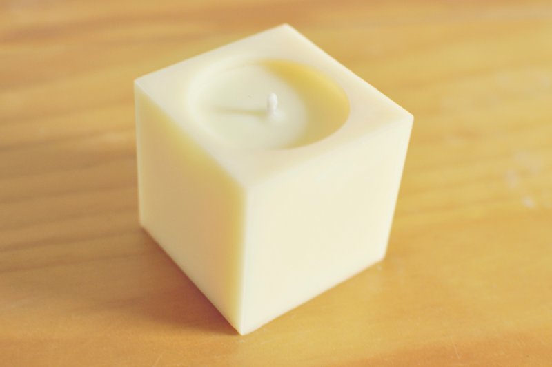 香草精油 大豆蜡烛-橙香马鞭草 - 蜡烛/烛台 - 蜡 黄色