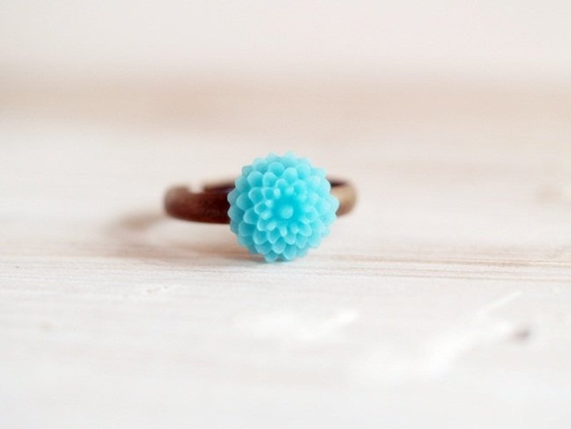 OldNew Lady-古董花系列-迷你千层花戒指【萤蓝色】 - 戒指 - 塑料 
